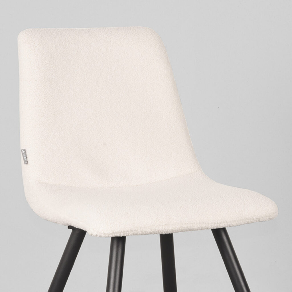 Eetkamerstoel_Jep_Ivoor_Teddy_45x56x85_Cm_Detail LABEL51 Eetkamerstoel Jep - Ivory - Teddy - Black Frame