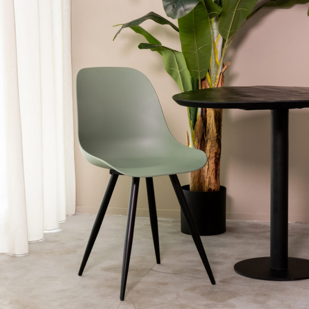 FF-45.017_6 LABEL51 Eetkamerstoel Monza - Forest - Kunststof - Black Frame