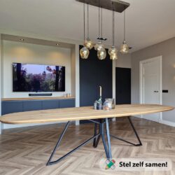 Deens_ovale_eiken_tafel_10_personen