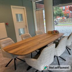 Deens_ovale_eiken_tafel_6_personen