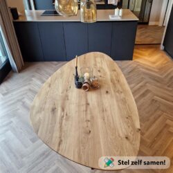 Eettafel kiezelvorm Eettafel_kiezelvorm