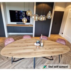 Eiken kiezel tafel 8 personen Eiken_kiezel_tafel_8_personen