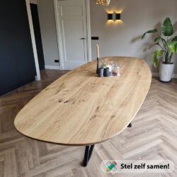 Eiken_tafel_deens_ovale_vorm