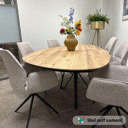 Kiezel tafel eikenhout Kiezel_tafel_eikenhout