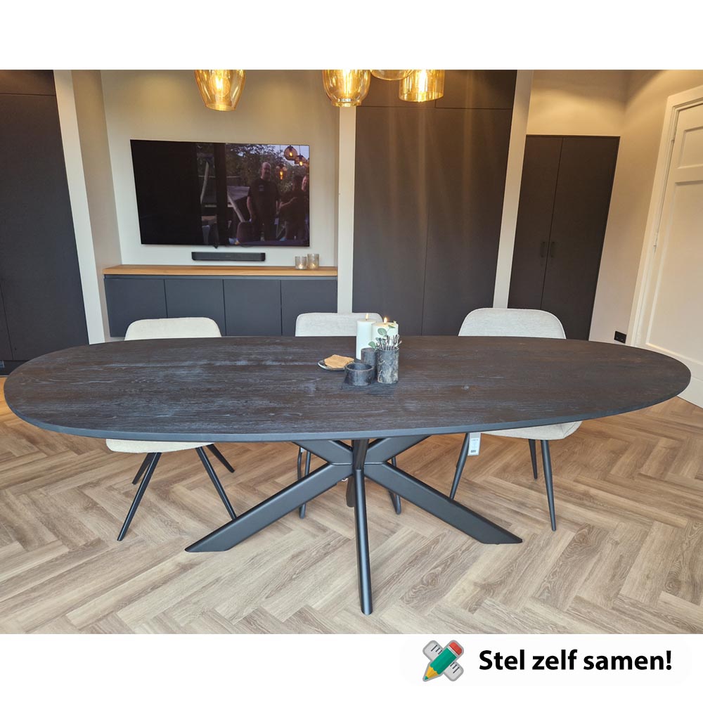 Nier_eiken_tafel