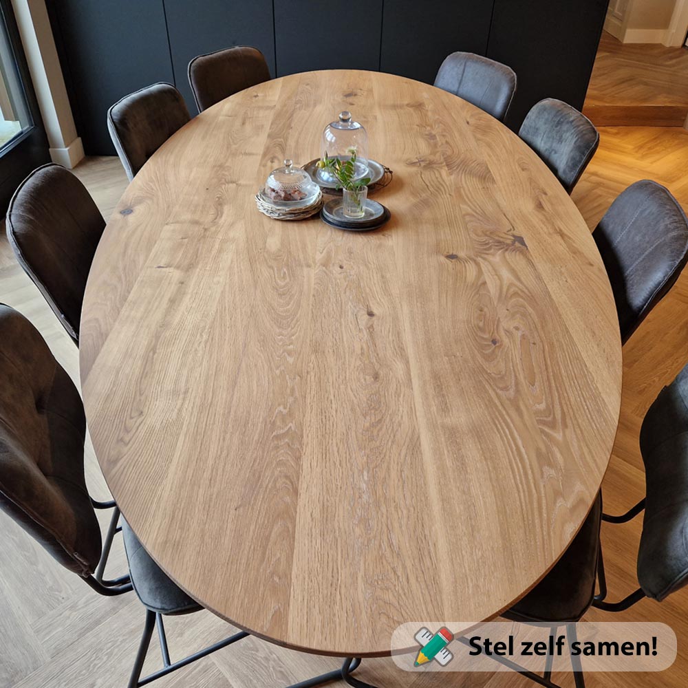 Ovale_eiken_tafel_300x130cm