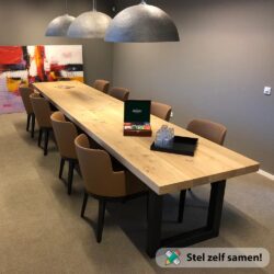Rechthoekige_eiken_tafel_8_personen