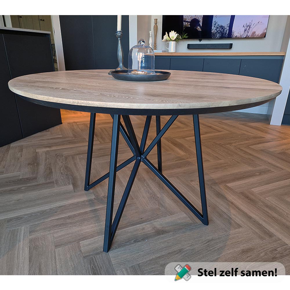 Ronde_houten_eettafel