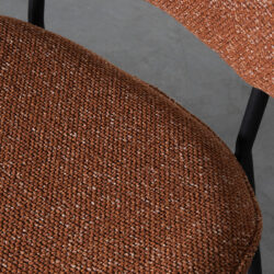 180122903_05-2 LABEL51 Eetkamerstoel Senn - Coral - Boucle - Black Frame