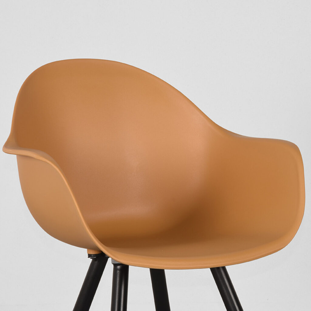 LABEL51 Eetkamerstoel Luca - Oker - PP - Zwart Metalen Frame