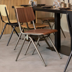 LABEL51 Eetkamerstoel Solid - Donkerbruin - Hout - Old Gun Metalen Frame