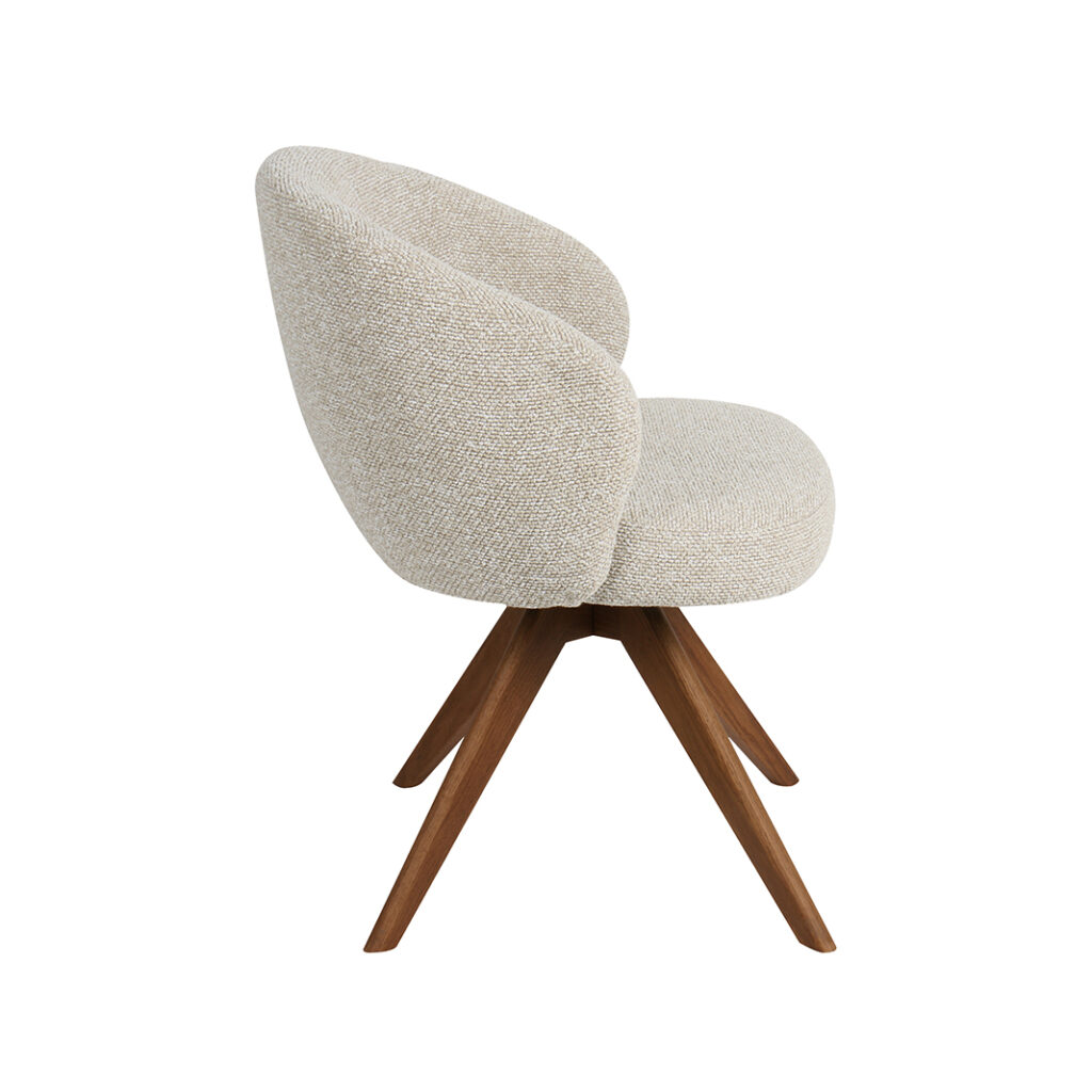 LABEL51 Eetkamerstoel Sabi - Naturel - Royal Boucle - Walnoot Houten Frame