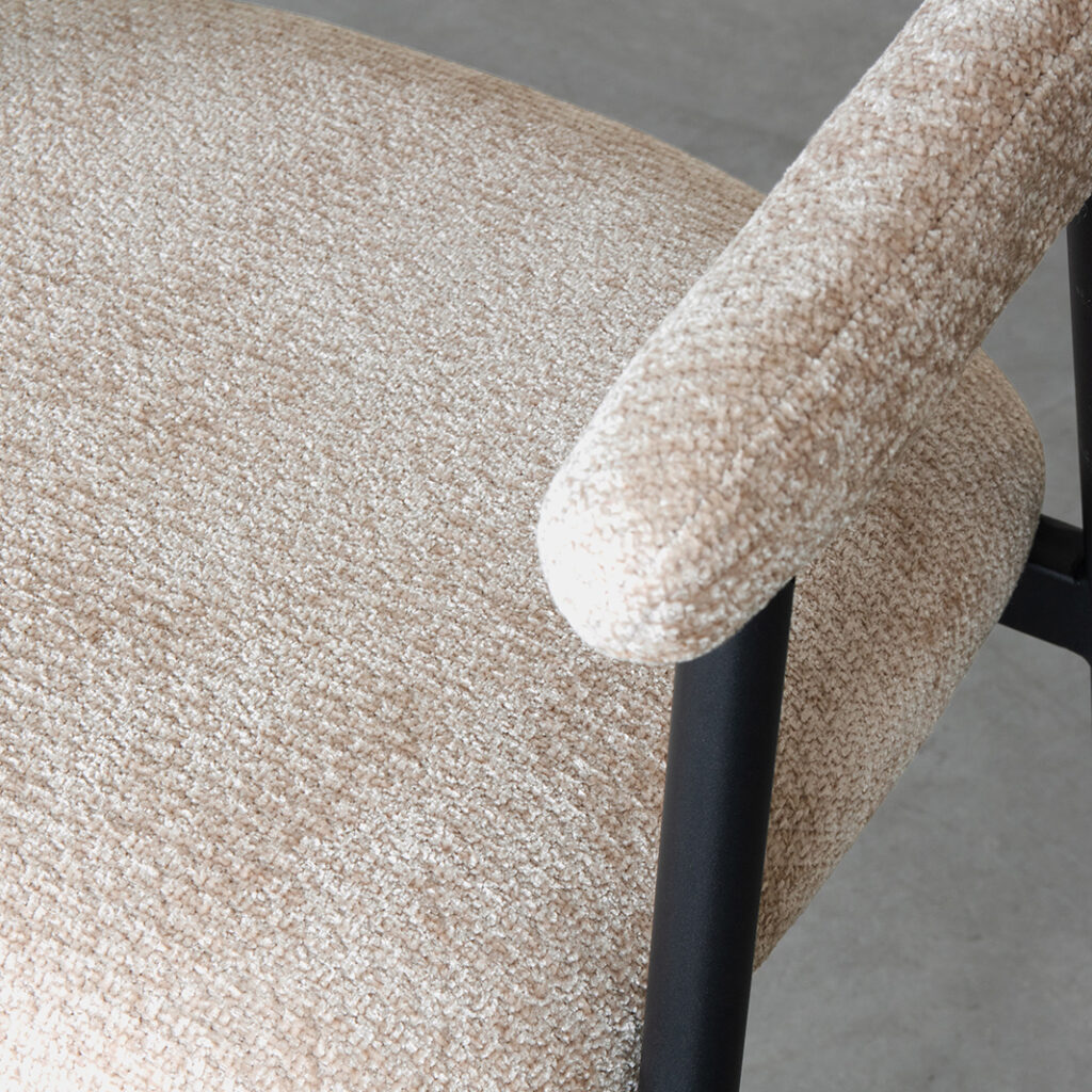 pro_92756_img_9143435 LABEL51 Eetkamerstoelen Amaze - Clay - Chenille - Zwart Metalen Frame