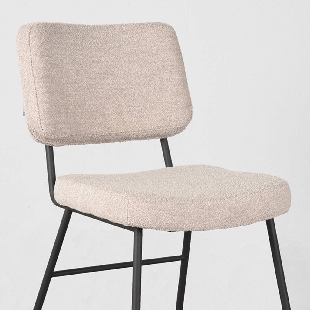pro_79257_img_9396176 LABEL51 Eetkamerstoel Noah - Naturel - Boucle - Zwart Metaal