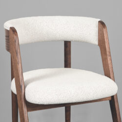 LABEL51 Eetkamerstoel Sasha - Ecru - Boucle - Walnoot Hout