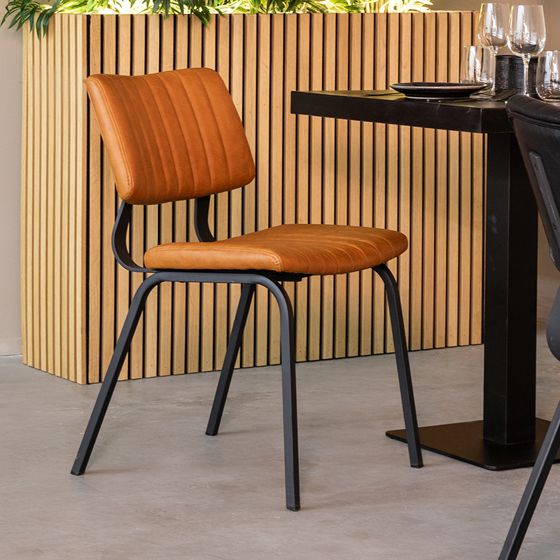 pro_92703_img_9393622 LABEL51 Eetkamerstoel Gusto - Cognac - Kunstleder - Zwart Metaal