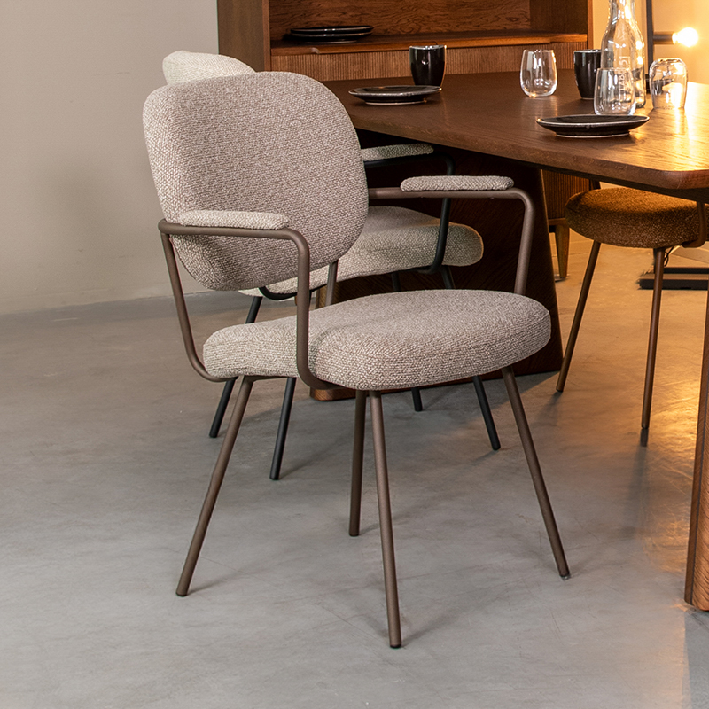 pro_92796_img_9394663 LABEL51 Eetkamerstoel Lausanne - Mushroom - Royal Boucle - Brons Metaal