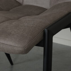 LABEL51 Eetkamerstoel Noor - Taupe - Micro Suede - Zwart Metaal